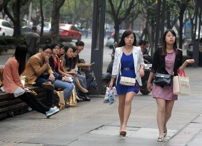 女子跟着网红买防晒差点毁容